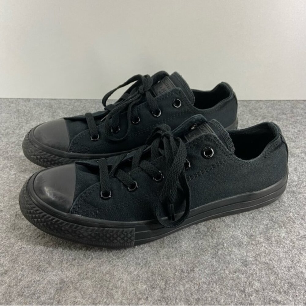 Converse Classic Monochrome Junior Black Low Top Sneakers US Size 3